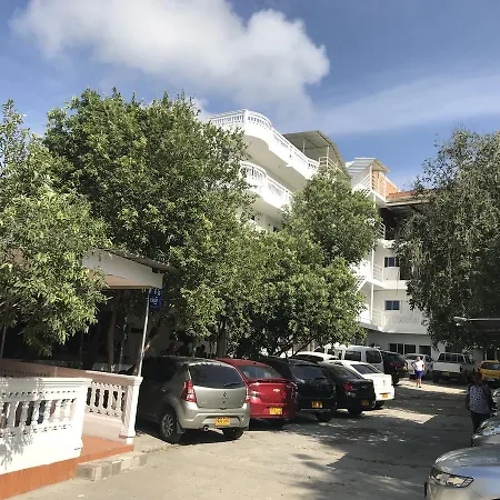 Hotel Y Restaurante La Quinta *